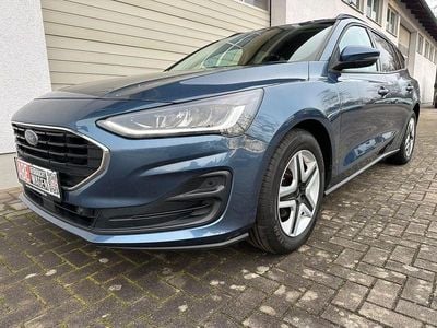 Gebraucht Ford Focus Cool & Connect 120 PS (88 kW) 2022 Chrome blue Kombi