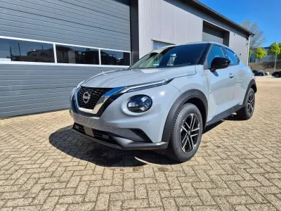 Neu Nissan Juke N-Connecta 114 PS (83 kW) 2026 Ceramic grey SUV