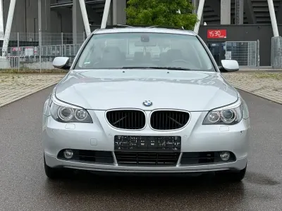 Gebraucht BMW 525 218 PS (160 kW) 2005 Silber Limousine