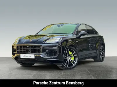 Gebraucht Porsche Cayenne Turbo E-Hybrid 740 PS (544 kW) 2024 Schwarz SUV