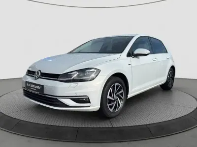 Gebraucht VW Golf VII Join 150 PS (110 kW) 2018 White silver metallic (metallic) Limousine