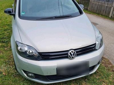 Gebraucht VW Golf VII Match 105 PS (77 kW) 2012 Silber Limousine