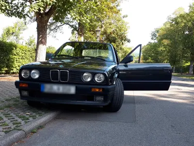 Gebraucht BMW 318 Cabriolet Basis 113 PS (83 kW) 1993 Schwarz Cabrio