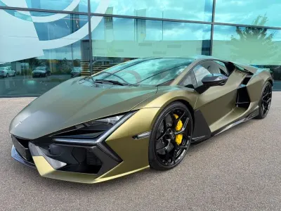 Gebraucht Lamborghini Revuelto 1014 PS (745 kW) 2026 Grün Coupé