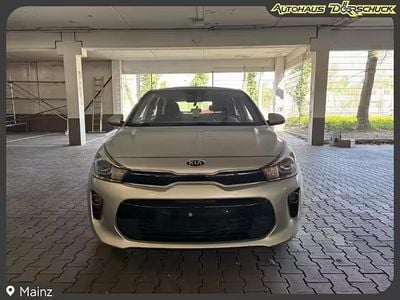 Gebraucht Kia Rio Urban 101 PS (74 kW) 2020 Grau (silky silver) Kleinwagen