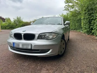 Gebraucht BMW 118 143 PS (105 kW) 2010 Grau Kleinwagen