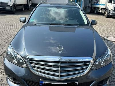 Gebraucht Mercedes E200 136 PS (100 kW) 2014 Grau Kombi