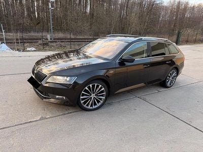 Gebraucht Skoda Superb LAURIN & KLEMENT 190 PS (139 kW) 2016 Braun Kombi