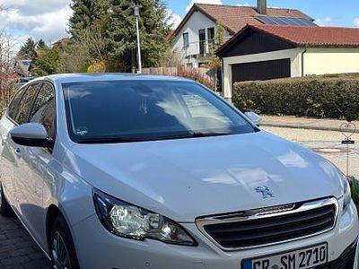 Gebraucht Peugeot 308 SW 131 PS (96 kW) 2015 Weiß Kombi