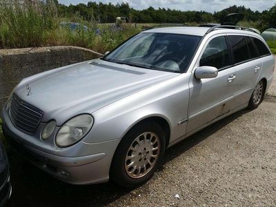 Mercedes E220