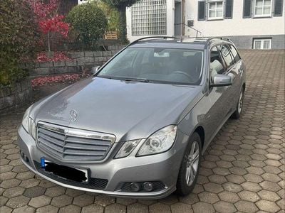 Mercedes E200