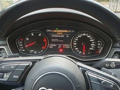 Grau Gebraucht 2020 Audi A4 S-Line Kombi | 26.500 € (Guter Preis)