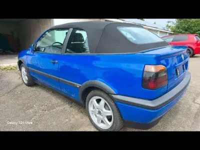 Gebraucht VW Golf Cabriolet Conceptline 90 PS (66 kW) 1996 Blau Cabrio