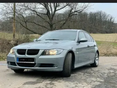 Gebraucht BMW 320 150 PS (110 kW) 2005 Andere farben Limousine
