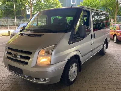 Gebraucht Ford Transit Tourneo 116 PS (85 kW) 2011 Silber Van / Kleinbus