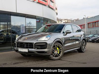 Grau Gebraucht 2020 Porsche Cayenne Sport SUV | 63.700 € (Guter Preis)