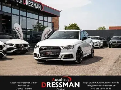 Gebraucht Audi S3 Sport 300 PS (220 kW) 2019 Gletscherweiß metallic Limousine