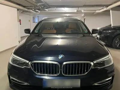 Begagnad BMW 520 Luxury Line 190 HK (139 kW) 2019 Blå Kombi