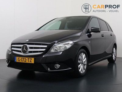Gebraucht Mercedes B180 122 PS (89 kW) 2012 Schwarz Van / Kleinbus