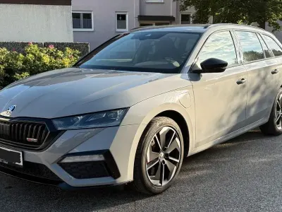 Gebraucht Skoda Octavia First Edition 245 PS (180 kW) 2021 Grau Limousine