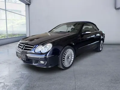 Gebraucht Mercedes CLK200 184 PS (135 kW) 2008 Blau Cabrio