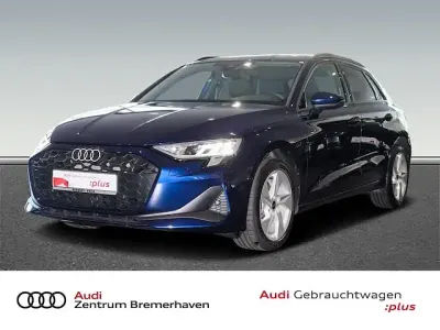 Gebraucht Audi A3 Comfort 116 PS (85 kW) 2025 Navarrablau metallic Limousine