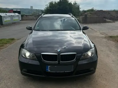 Używany BMW 320 2008 Czarny Kombi
