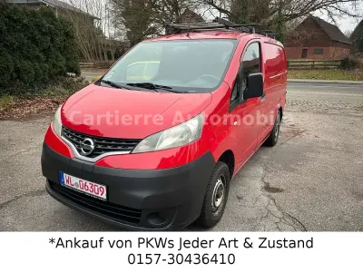 Gebraucht Nissan NV200 86 PS (63 kW) 2011 Rot Van / Kleinbus