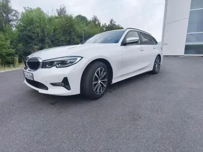 Gebraucht BMW 318 Advantage 150 PS (110 kW) 2021 Weiß Kombi