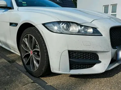 Gebraucht Jaguar XF 300 PS (220 kW) 2016 Weiß Limousine