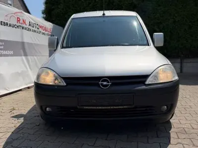 Gebraucht Opel Combo 101 PS (74 kW) 2011 Silber Van / Kleinbus