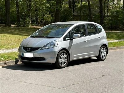 Second-hand Honda Jazz Comfort 99 CP (72 kW) 2009 Argintiu Hatchback