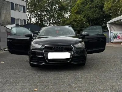 Gebraucht Audi A1 86 PS (63 kW) 2013 Schwarz Kleinwagen