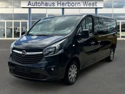 Używany Opel Vivaro 120 KM (88 kW) 2019 Czarny Minivan
