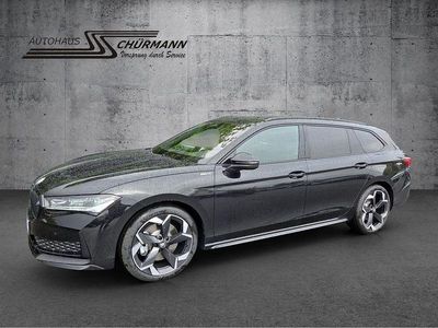 Neu Skoda Superb SportLine 204 PS (150 kW) 2025 Schwarz Kombi