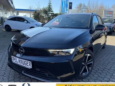 Neu Opel Astra Edition 136 PS (100 kW) 2026 Schwarz Kombi