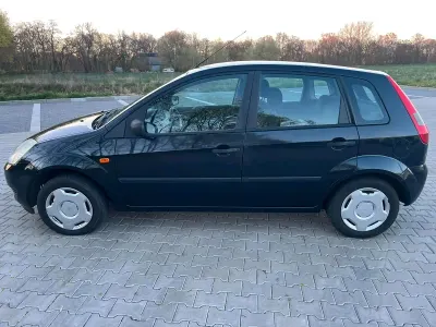 Używany Ford Fiesta 60 KM (44 kW) 2005 Hatchback