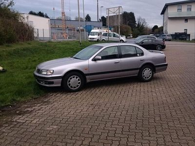 gebraucht Nissan Maxima 2,0 V6 93.000 km Klima Leder etc.