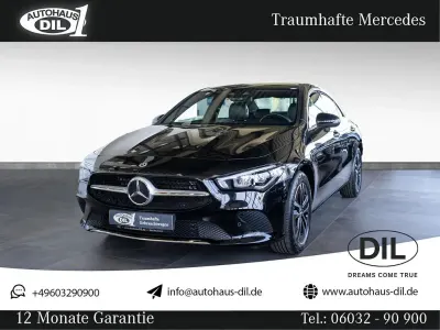 Gebraucht Mercedes CLA180 136 PS (100 kW) 2023 Kosmosschwarz  metalliclack Limousine