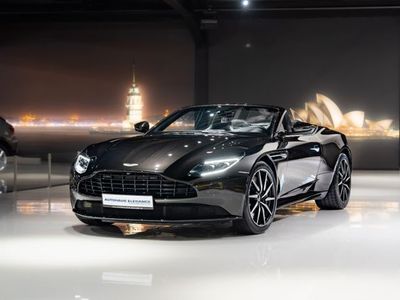Aston Martin DB11