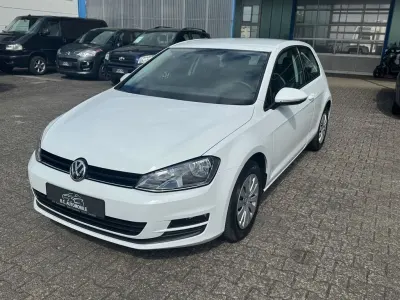 Gebraucht VW Golf VII Trendline 86 PS (63 kW) 2013 Weiß Kleinwagen