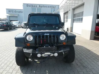 Gebraucht Jeep Wrangler Rubicon 177 PS (130 kW) 2010 Schwarz SUV