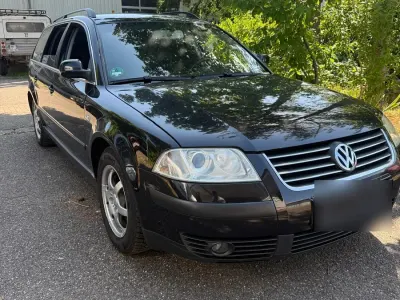 Gebraucht VW Passat 131 PS (96 kW) 2003 Schwarz Kombi