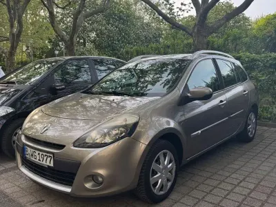 Gebraucht Renault Clio GrandTour 101 PS (74 kW) 2009 Beige Kombi