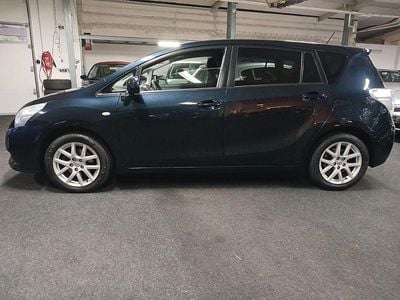 Gebraucht Toyota Verso Travel 132 PS (97 kW) 2012 Schwarz Van / Kleinbus