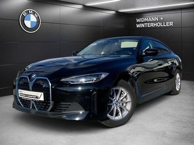 Second-hand BMW i4 Sport Line 250 kW (340 CP) 2023 Negru Berlinǎ