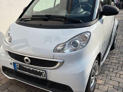 Gebraucht Smart ForTwo Cabrio Passion 71 PS (52 kW) 2014 Weiß Cabrio