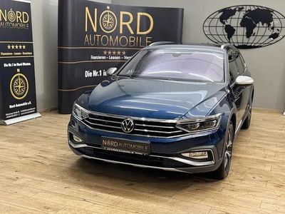 Usata VW Passat Alltrack 200 CV (147 kW) 2022 Blu Station wagon