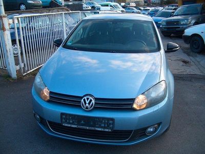 Gebraucht VW Golf VI Style 105 PS (77 kW) 2011 Blau Kleinwagen