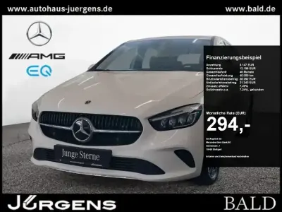 Gebraucht Mercedes E250 Progressive 163 PS (119 kW) 2025 Weiss polarweiß Kombi